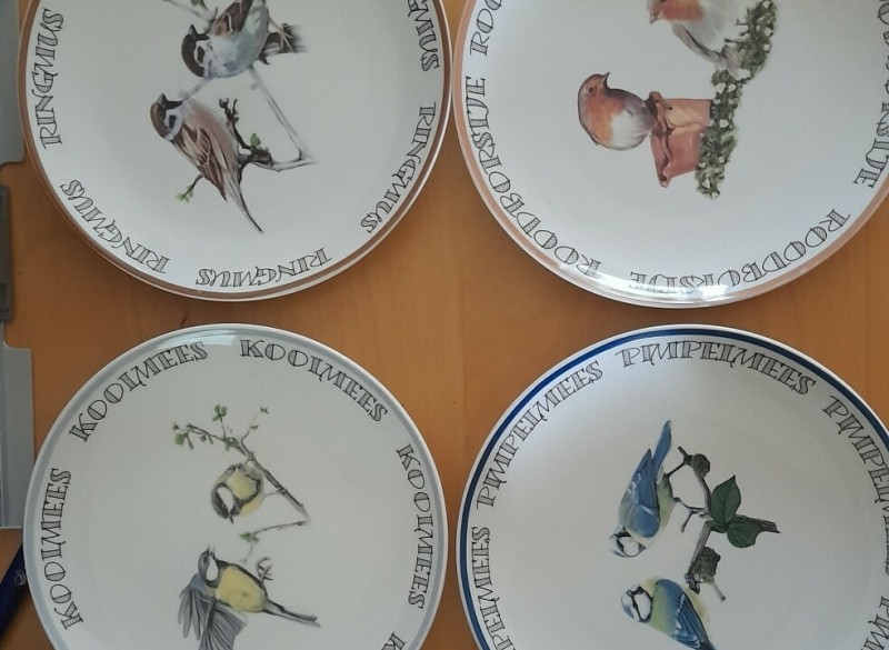 4 bordjes Hollandse vogels door Elles