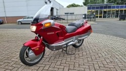 Honda PC 800