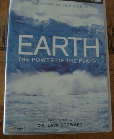 dvd  EARTH