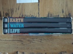 3 dvd  Earth - Water - Life