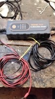 12 volt acculader