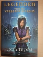 De legenden van de verrezen wereld van Lucia Troisi 