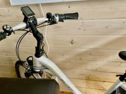 Set Zwarte Elektrische T-Serie Fietsen + nog een Set 