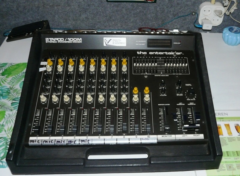 Electr Voice power mixer