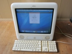 Apple eMac computer