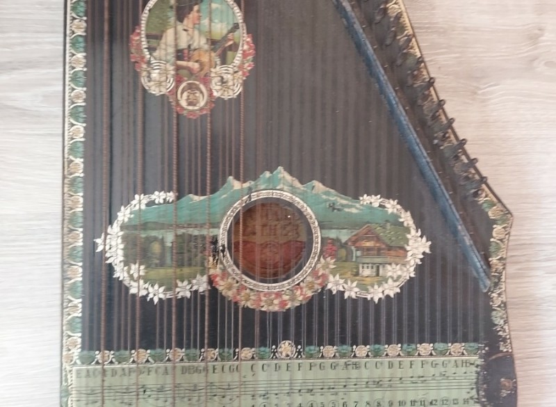 Concert Mandolin Zither