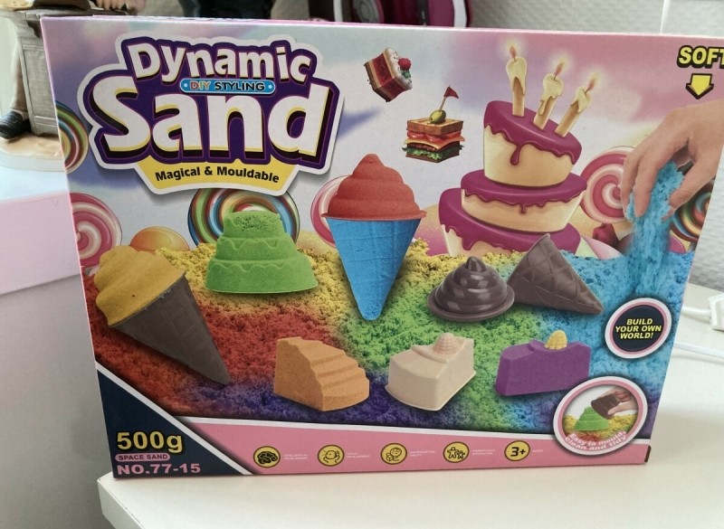 Kinetic magic sand