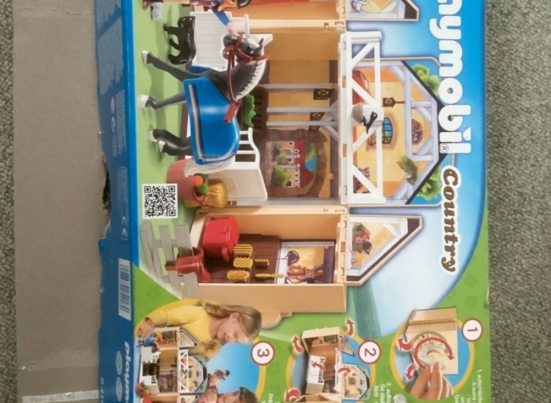 Playmobil stal met paard 