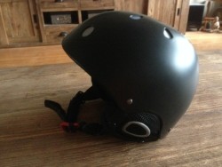 Zwarte ski/snowboard helm maat S, 1x gedragen